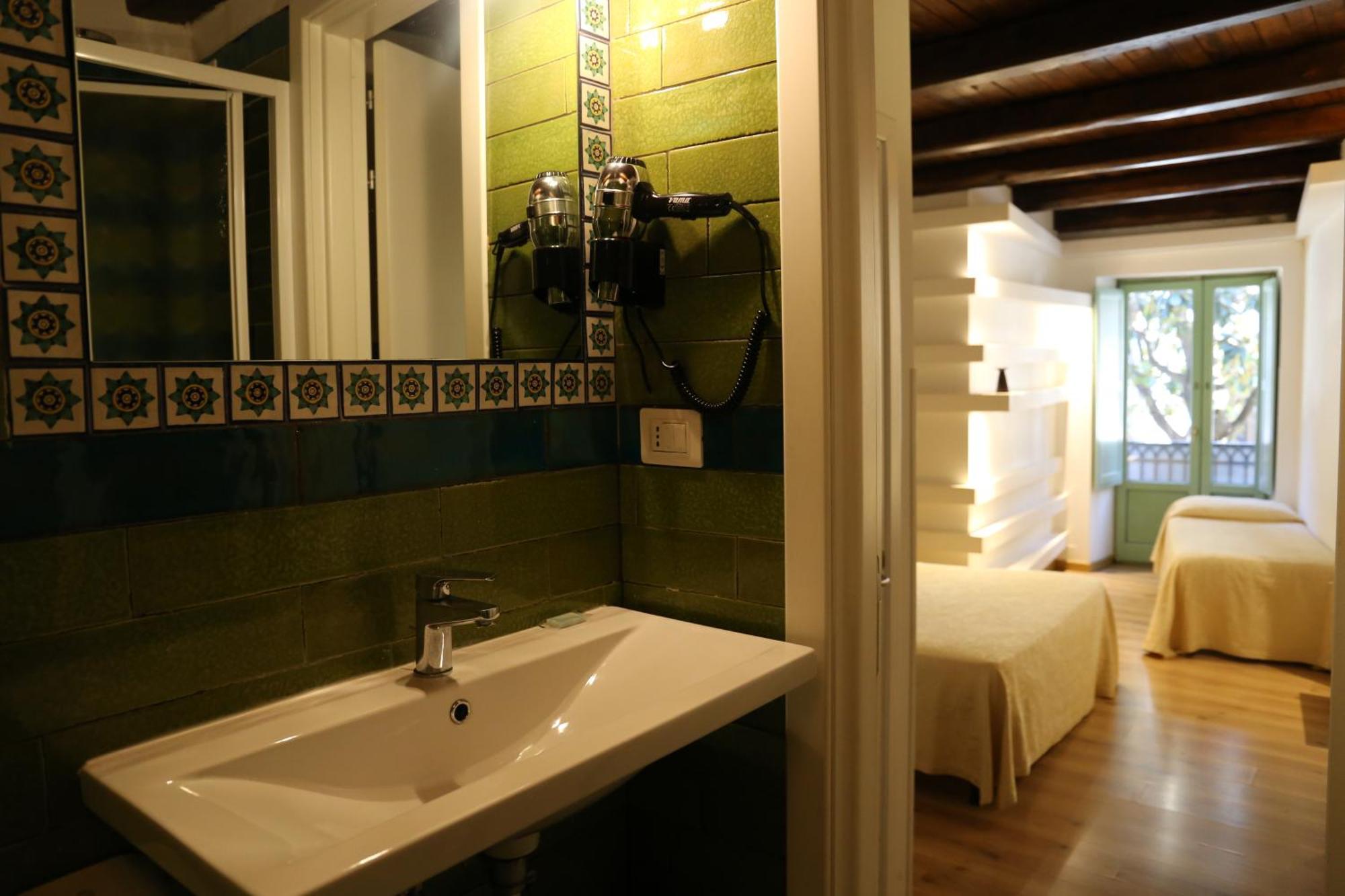 Albergo Del Centro Storico Salerno Eksteriør billede