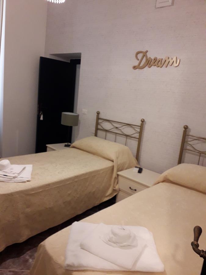 Albergo Del Centro Storico Salerno Eksteriør billede